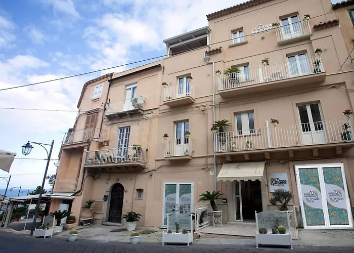 Residenza Donna Giovanna Πανσιόν 4*