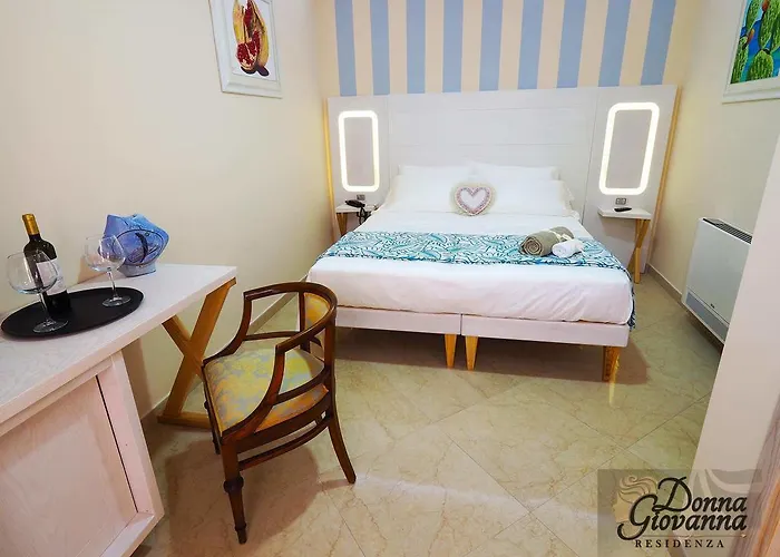 Residenza Donna Giovanna Πανσιόν 4*