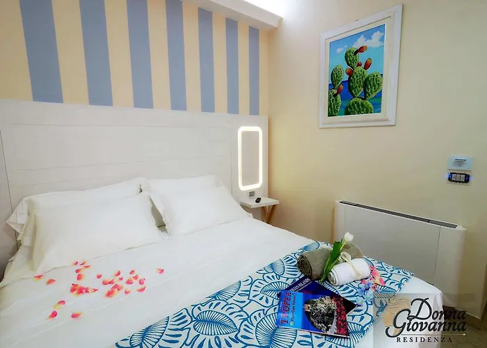 Residenza Donna Giovanna Πανσιόν 4*