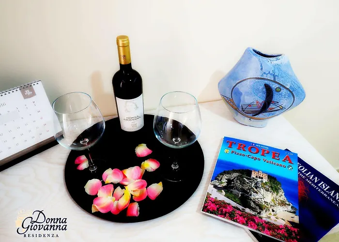 Residenza Donna Giovanna Πανσιόν Tropea