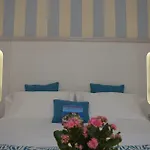 Гостевой дом Residenza Donna Giovanna 4*