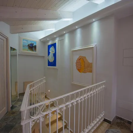 Affittacamere Residenza Donna Giovanna 3*