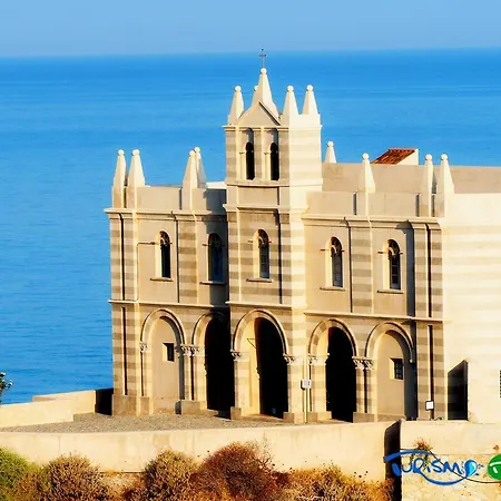 Residenza Donna Giovanna 4* Тропея