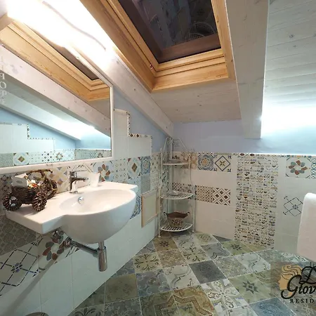 Residenza Donna Giovanna 4*