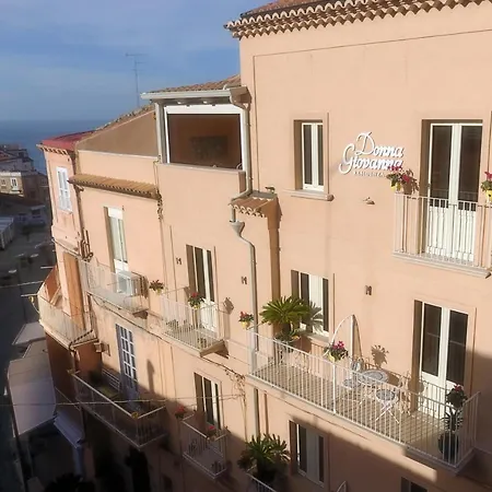 Affittacamere Residenza Donna Giovanna 3*
