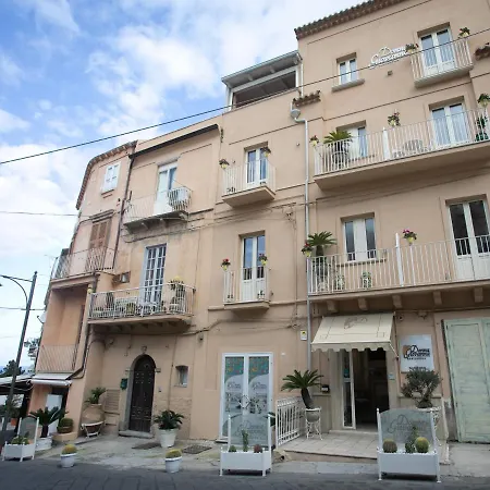 Residenza Donna Giovanna Affittacamere 3*